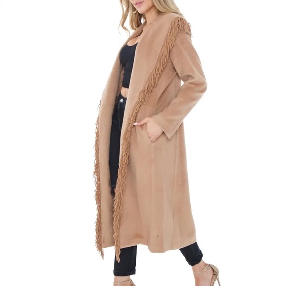 Line and Dot Fringe Coat - Picture 8 of 9